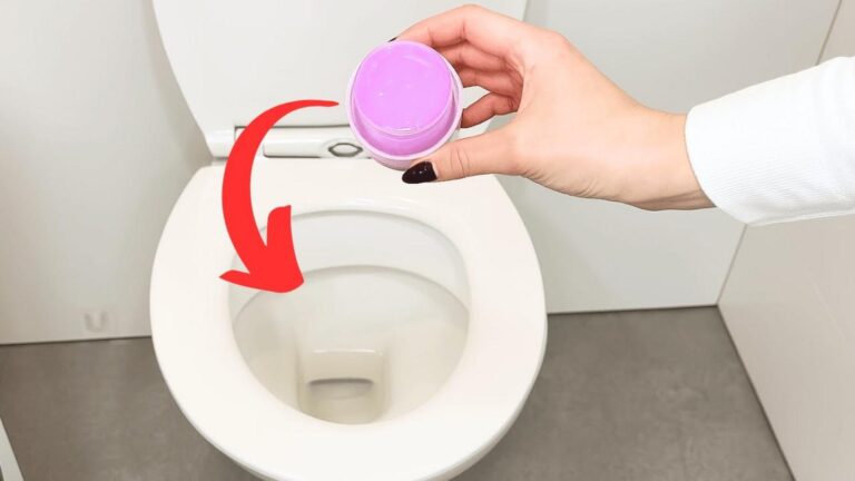 This simple trick will make your bathroom smell amazing without any effort…