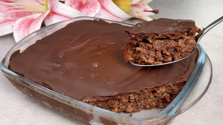 This simple recipe transforms oats, bananas, and cocoa into a dessert everyone loves…