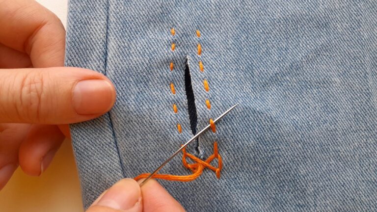Transform Your Old Jeans: 5 Creative Ideas You’ll Love in Minutes!