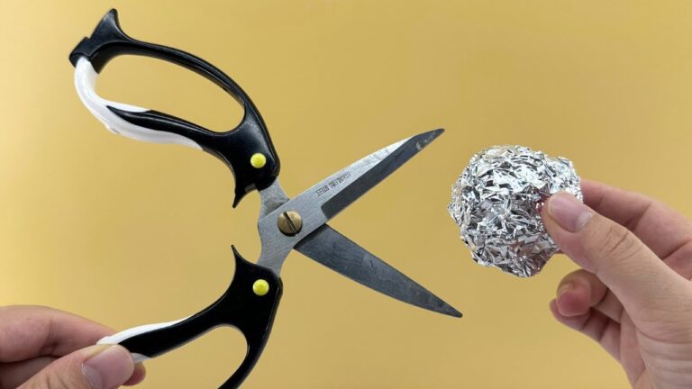 10 Amazing Aluminum Foil Tricks Everyone Should Try Today!
