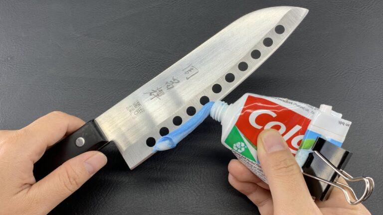 Sharpen Any Dull Knife to Razor Sharp in 5 Minutes with This Easy Trick!