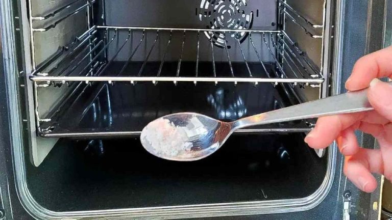 The secret to a spotless oven: effortless cleaning methods you need