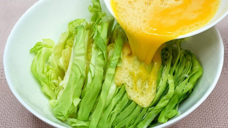 Discover 7 Surprising Ways Cabbage with Onions Beats Meat in Flavor!