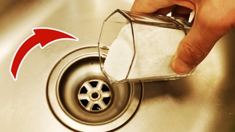 Clear Your Kitchen Sink in 1 Minute with This Simple Cleaning Trick!